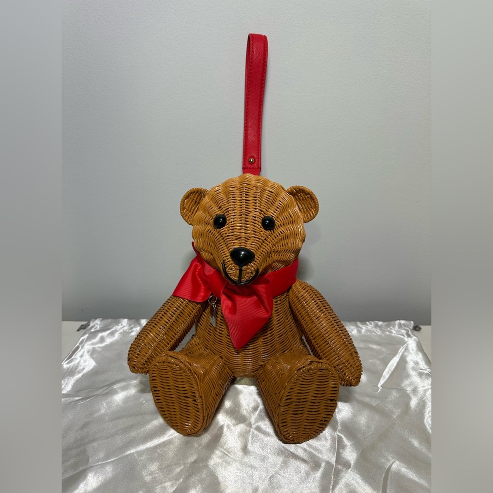 🛑SOLD🛑 - Kate spade Wicker Teddy Bear (Part 1 of 2)